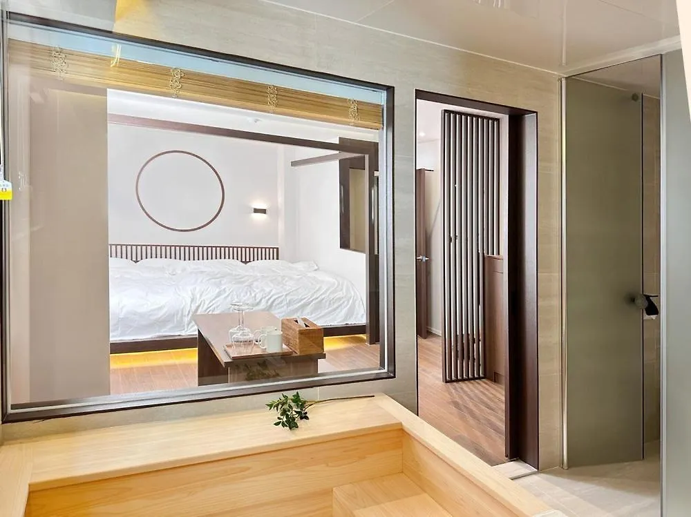 Hotel Whalero Gimpo Airport Seul Corea del Sud