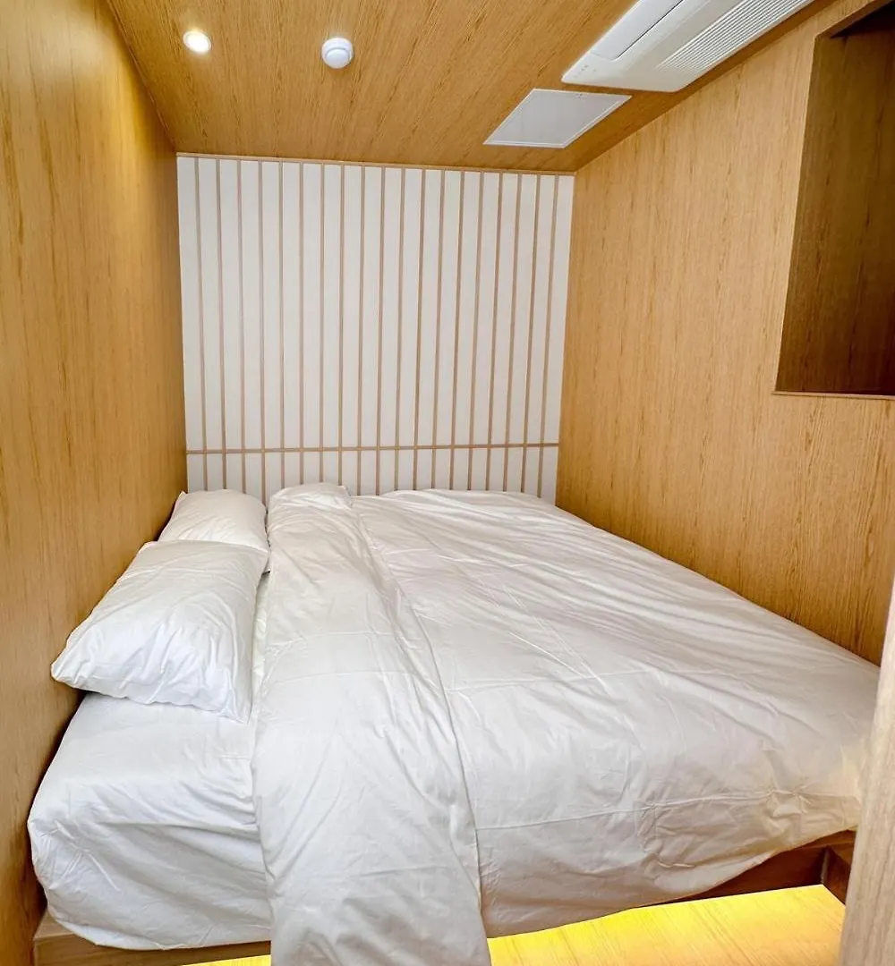 Hotel Whalero Gimpo Airport Seul 0*,